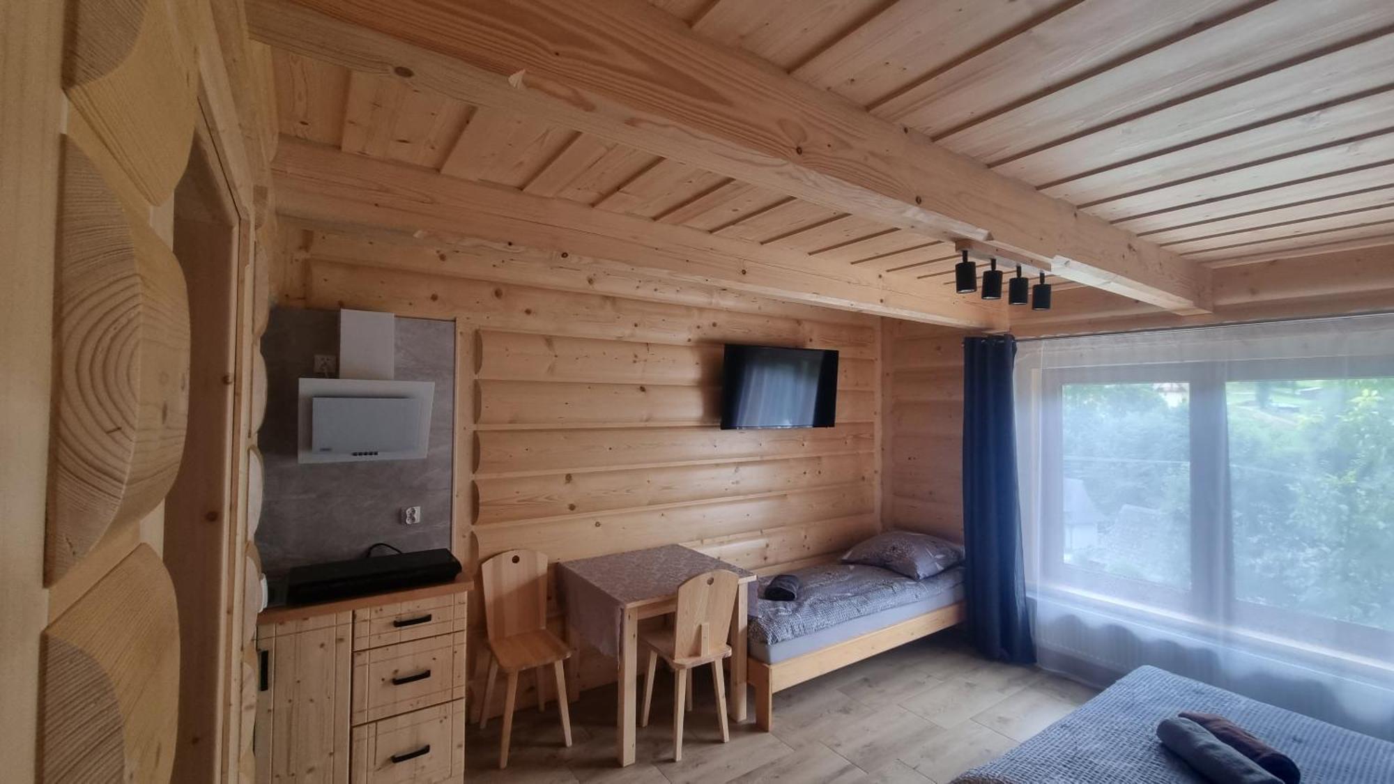 Pod Grusza Vendégház Dzianisz Kültér fotó